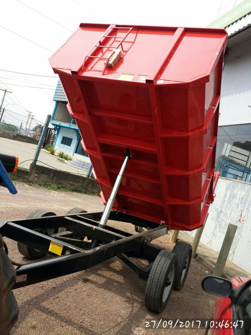 CARROÇÃO/CARRETA TANDEM BASCULANTE METÁLICO 5 TON - SÃO JOSÉ - ARO 16 - VENDIDO 