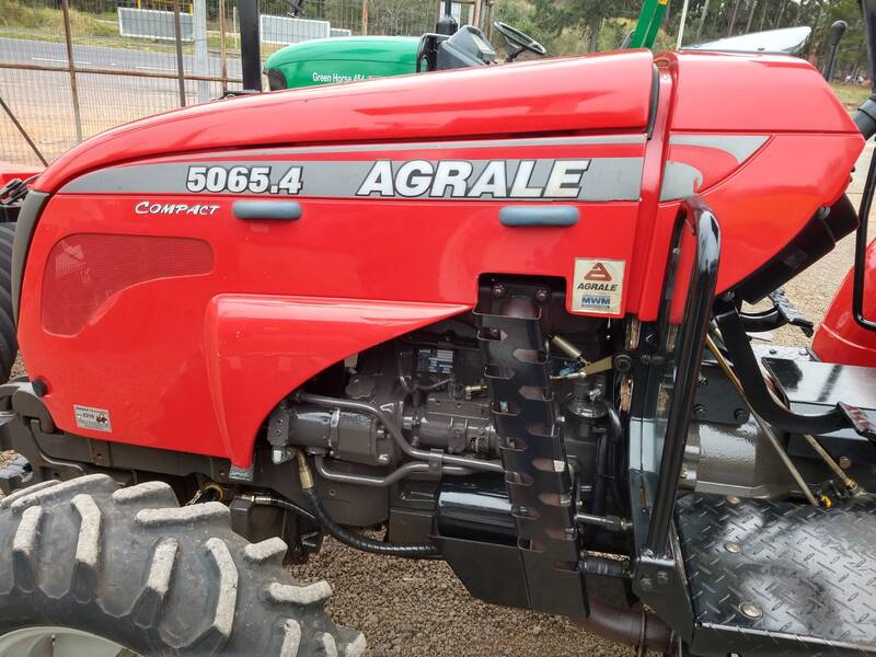 TRATOR AGRALE 5065.4 - COMPACT - ANO 2011 - (DIE-2310) - VENDIDO